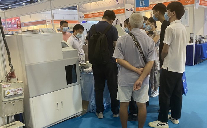 与会人员参观91视频网页入口行星三级片91视频